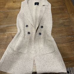 Women’s Sleeveless Cardigan 