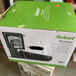 Robot Roomba i5+ Robotic Vacuum 