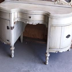 Late 1800’s Antique Vanity With 3 Tiered Mirror