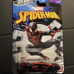Hot Wheels Silver Series Spider-Man Rogue Hog Diecast Car Marvel 2026