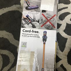 DYSON V8 Absolute Cordless Handheld Vacuum Cleaner  Model SV10 .   Item is previously used but is washed and cleaned and in good working condition 