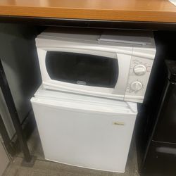 Refridgerator and Microwave 