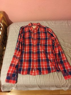 Hollister flannel size large men’s