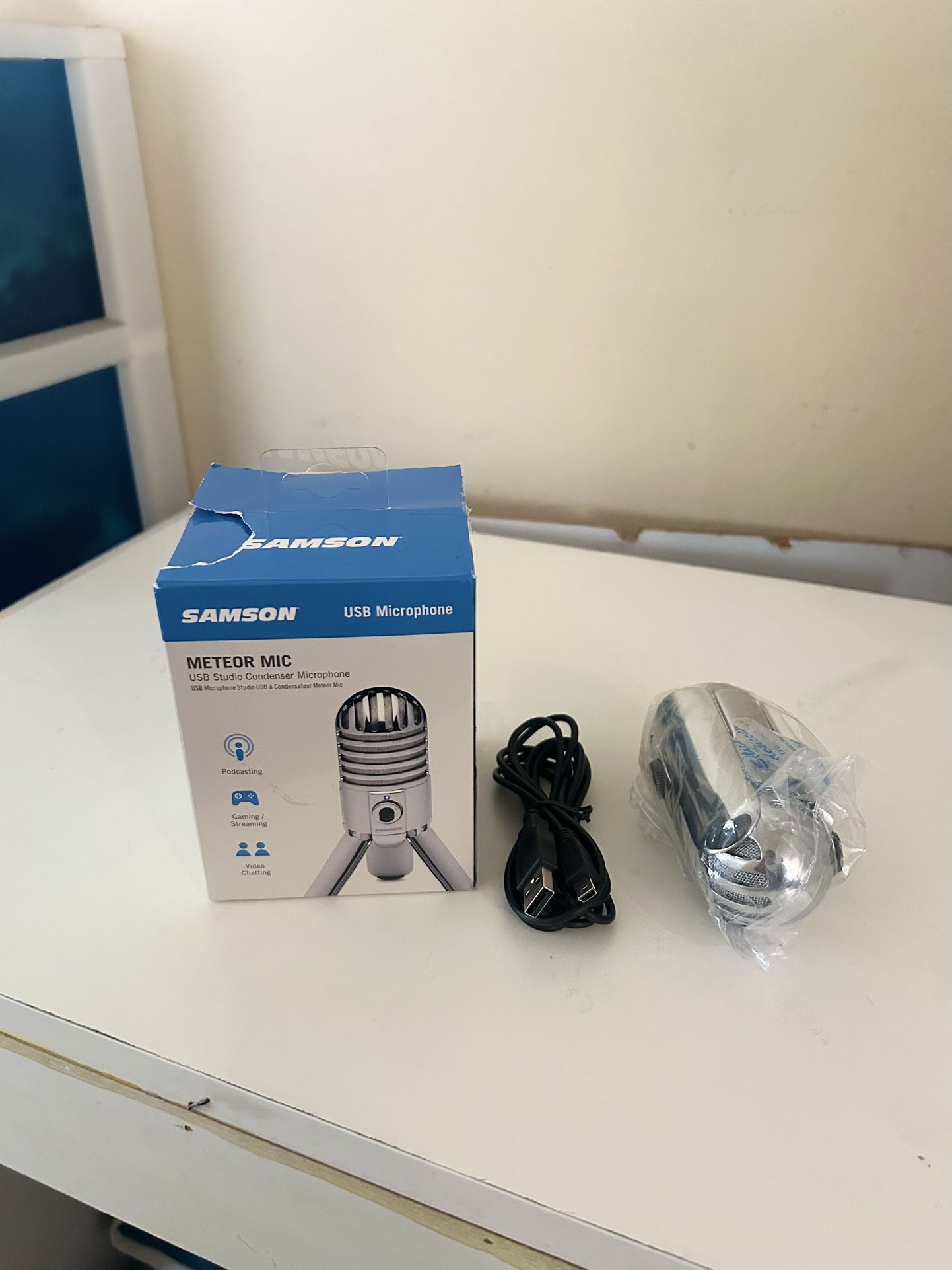Samson Meteor Chrome USB Mic – Clear Sound, Easy Setup