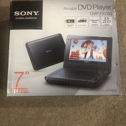 Portable DVD Player 7” Widescreen LCD