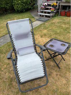 Zero gravity chair and side table