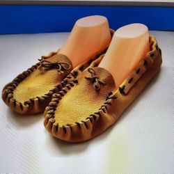 Handmade Women's Suede Home Slippers/Moccasins Super Soft Brown, Size 10