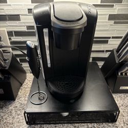 Keurig, Frother & 36 K-Cup Holder