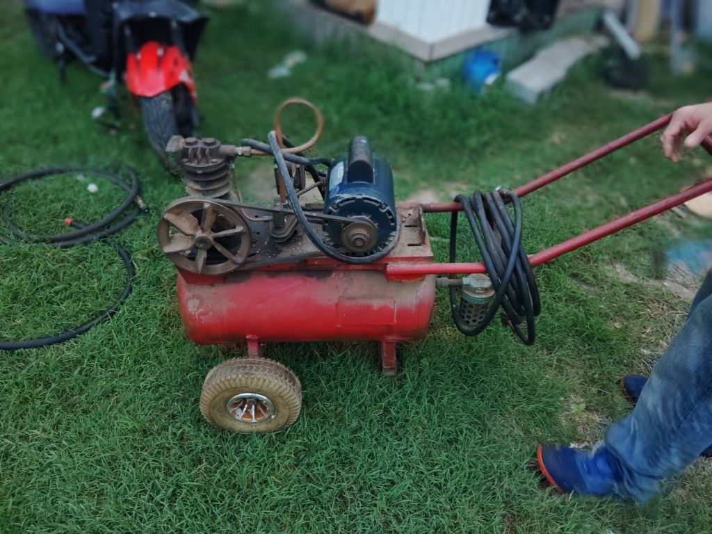Air Compressor