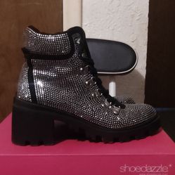 ShoeDazzle Boots Sz 6.5 $20 Firm