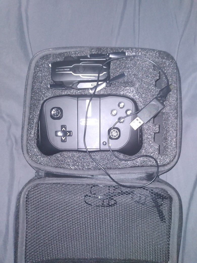 Barely Used 4k Quality Drone In Great Condition Comes With Two Batter Packs And A Charger Everything Working