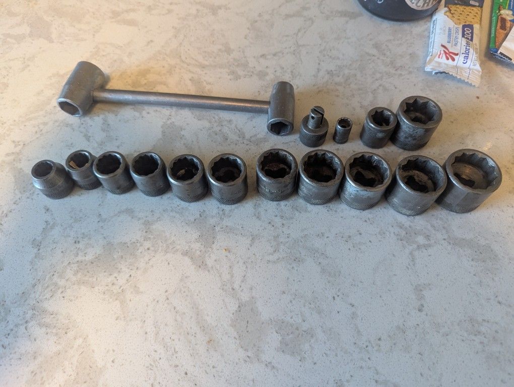 1930s Socket Set