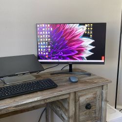 27 Inch Monitor