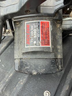 Genuine Skilsaw Model 550 corded circular saw with a 7-1/4” blade capacity.