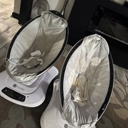 4 Moms Mamaroo Motion Baby Swing 