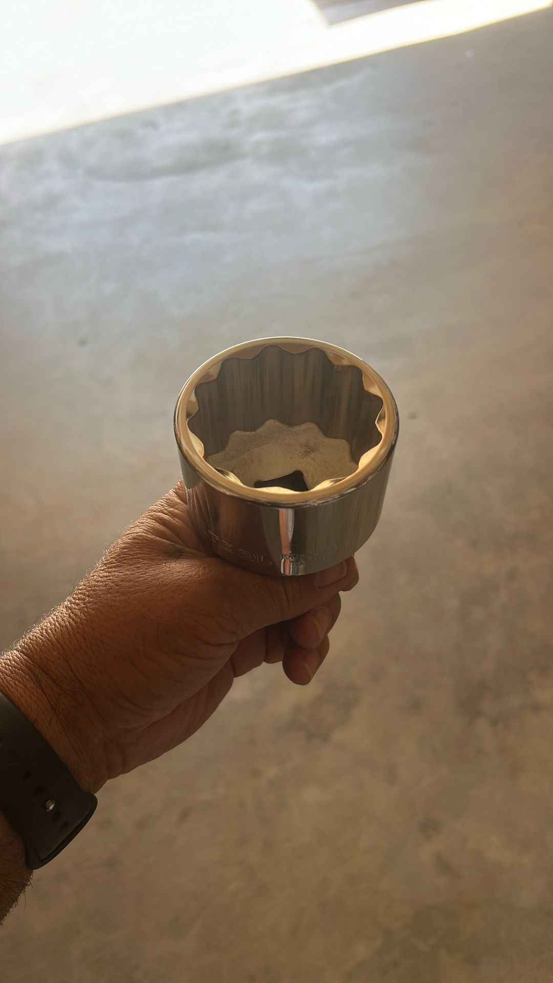 SOCKET