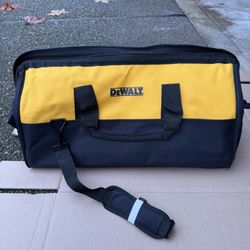 DeWalt Contractor Bag 