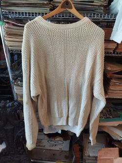 Van Heusen wool sweater