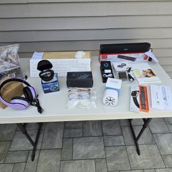 ASSORTED Electronics & Accessories LOTS 4SALE (Stock #1) *** LOCAL PICK UP OR CAN SHIP