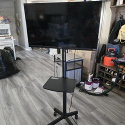 Rolling/portable TV Stand With Roku Tv