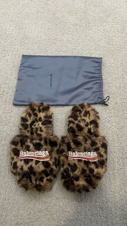 Balenciaga slides- size 9-10 US