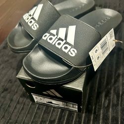 Men’s Adidas Sandals Size 5