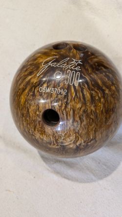 Galaxie 300 bowling ball vintage 12 pounds