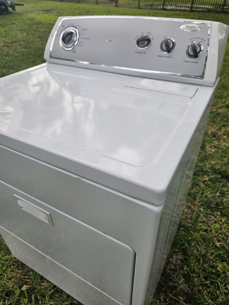 WHIRLPOOL SUPER CAPACITY DRYER - FREE DELIVERY AND INSTALLATION