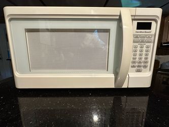 Hamilton Beach 1,000 W Microwave