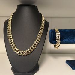 14k Gold Plated Cuban Link Necklace and Bracelet set