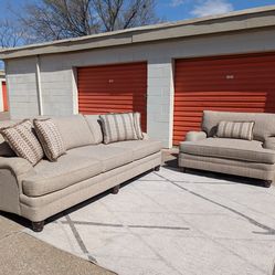 *FREE DELIVERY* BERNHARDT TARLETON SOFA AND OVERSIZED CHAIR SET