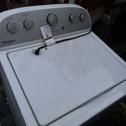 Whirlpool W/agitator. Washer/ Gas Dryer 