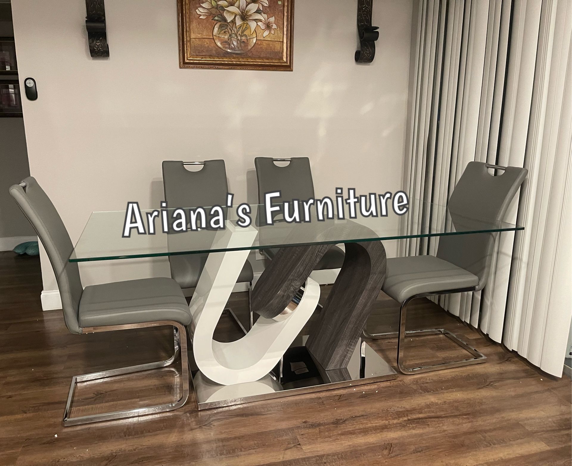 New Dining Table Set 71x35