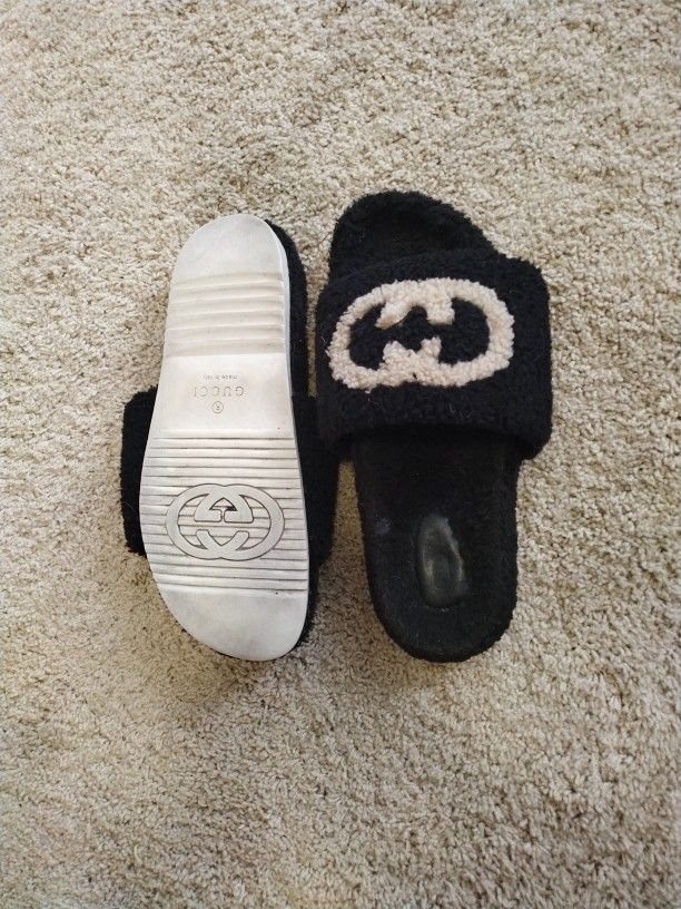 Gucci Mens Wool Slippers