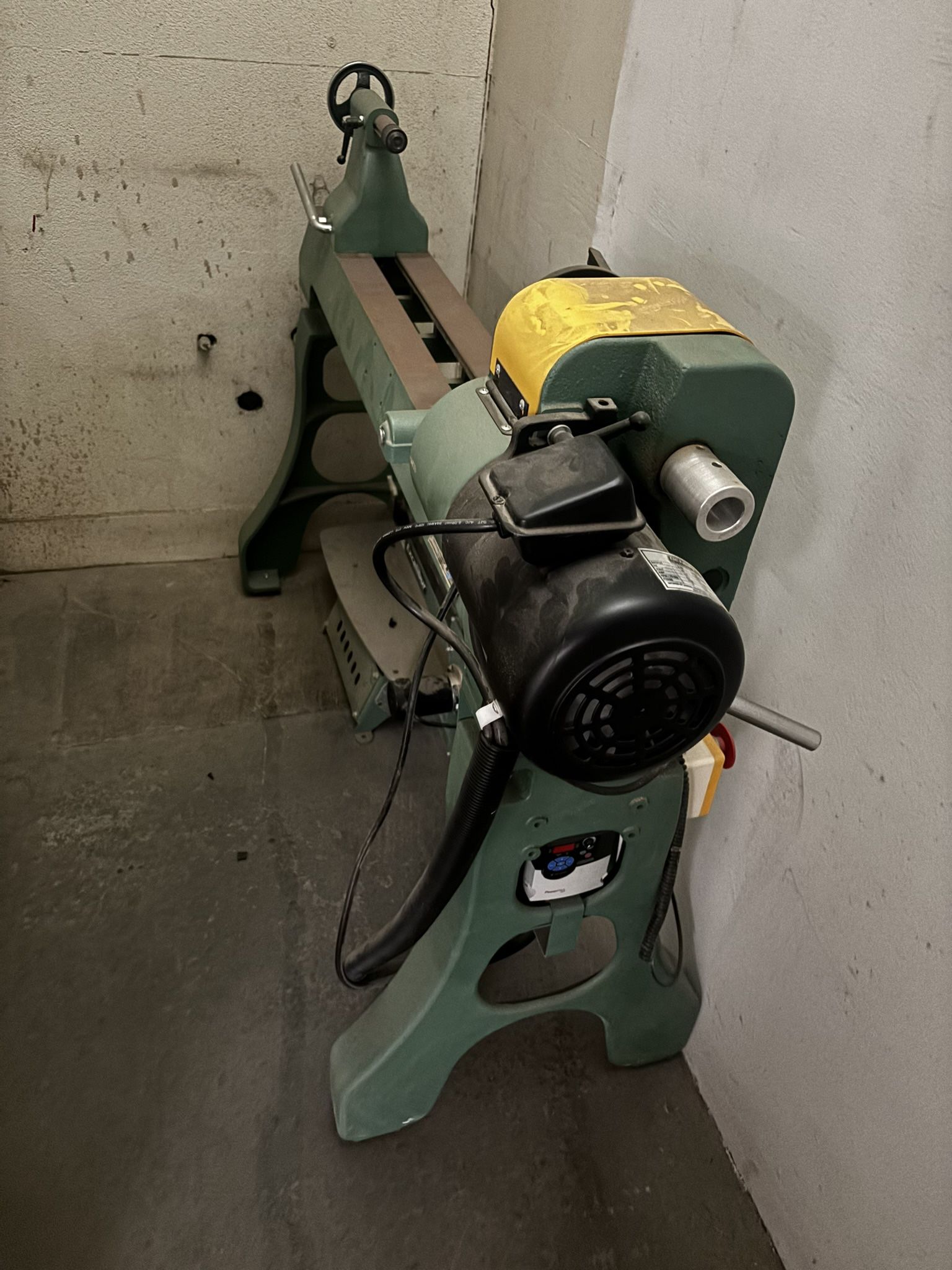 general international lathe 25-650