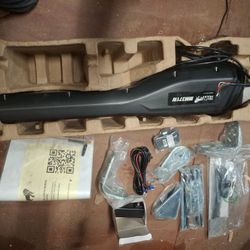 Mighty Mule MM371W Gate Opener, New/Open Box, Missing Control Box