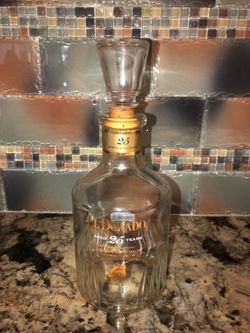 El Dorado 25 year old Rum decanter bottle
