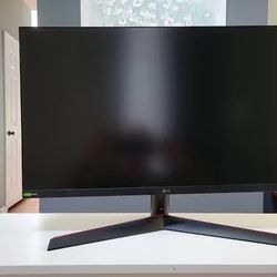 LG 27 Inch UltraGear FHD IPS 1ms 240Hz HDR 