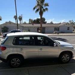 2012 Volkswagen Tiguan - Mechanic Special - Needs Turbo - Clean Title