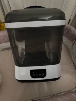 Baby bassinet and dryer