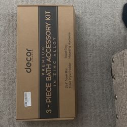 3 Piece Bathroom Accessory Kit