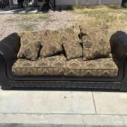 Sofas/couches 2 Set 