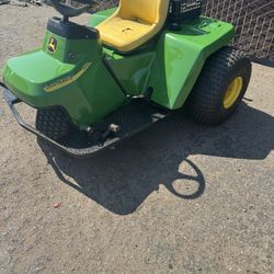 John Deere 1200A