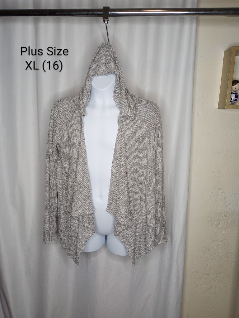Light Gray Girl Cardigan Plus Size XL (16) $5