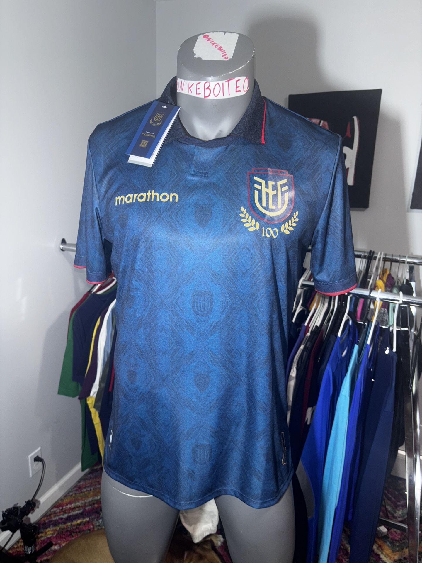 NWT Marathon MENS Large Authentic Ecuador National Team Soccer Jersey 2025-26