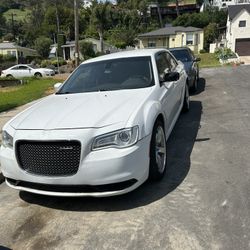2016 Chrysler 300