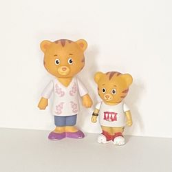 Daniel Tiger’s Neighborhood Daniel Tiger And Mom Tiger Mini Figures Ages 3+