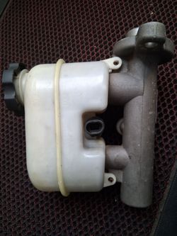 Brake Master Cylinder with Reservoir