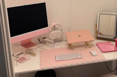 Apple iMac Pink Desktop Computer