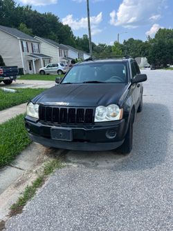 06 jeep Cherokee Laredo
